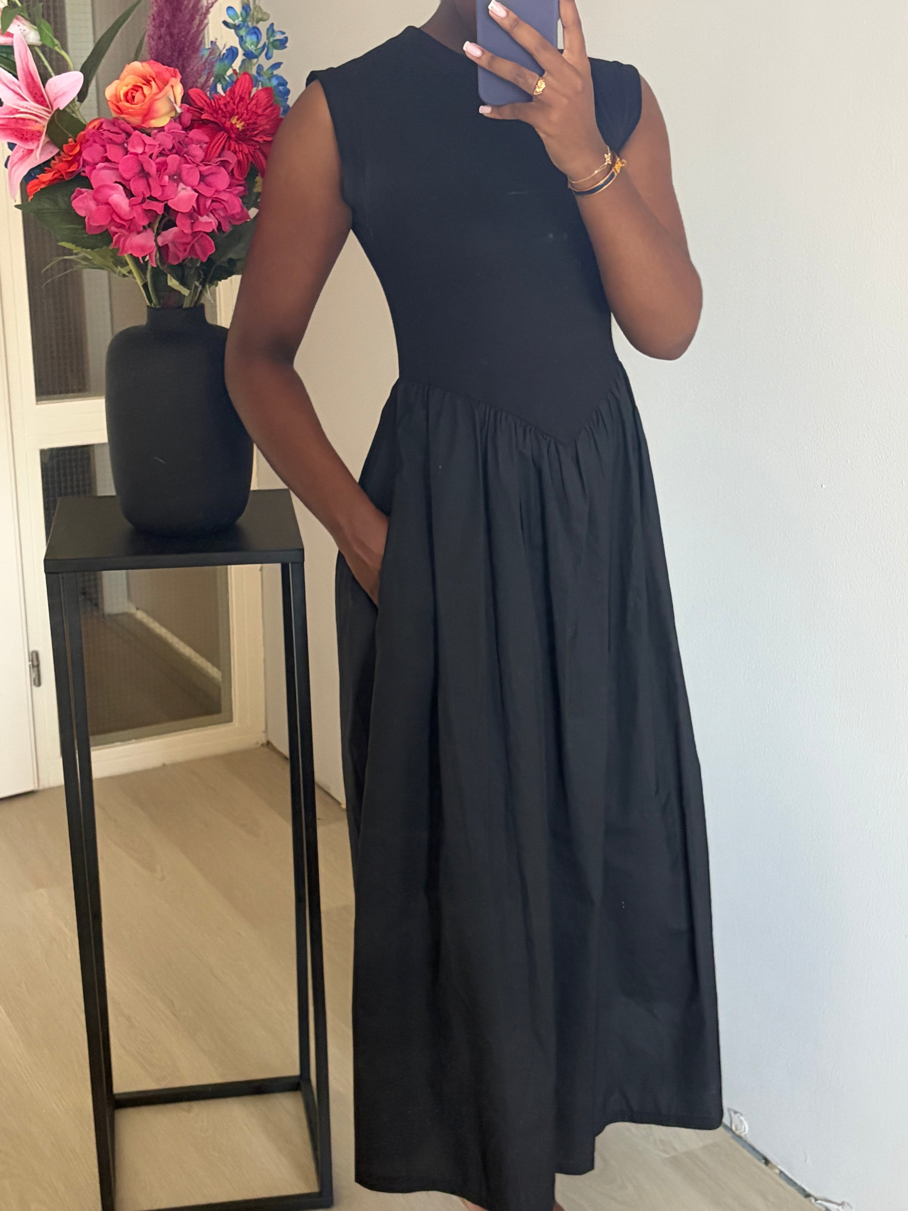SARA BLACK DRESS